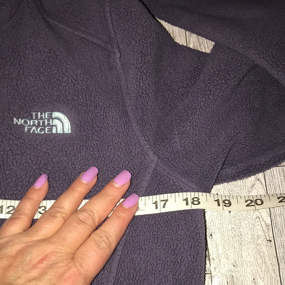 The North Face Fleece Jacket in Purple and Blue with Full Zip Size Small - Picture 4 of 11